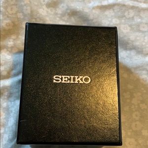 Seiko watch quartz